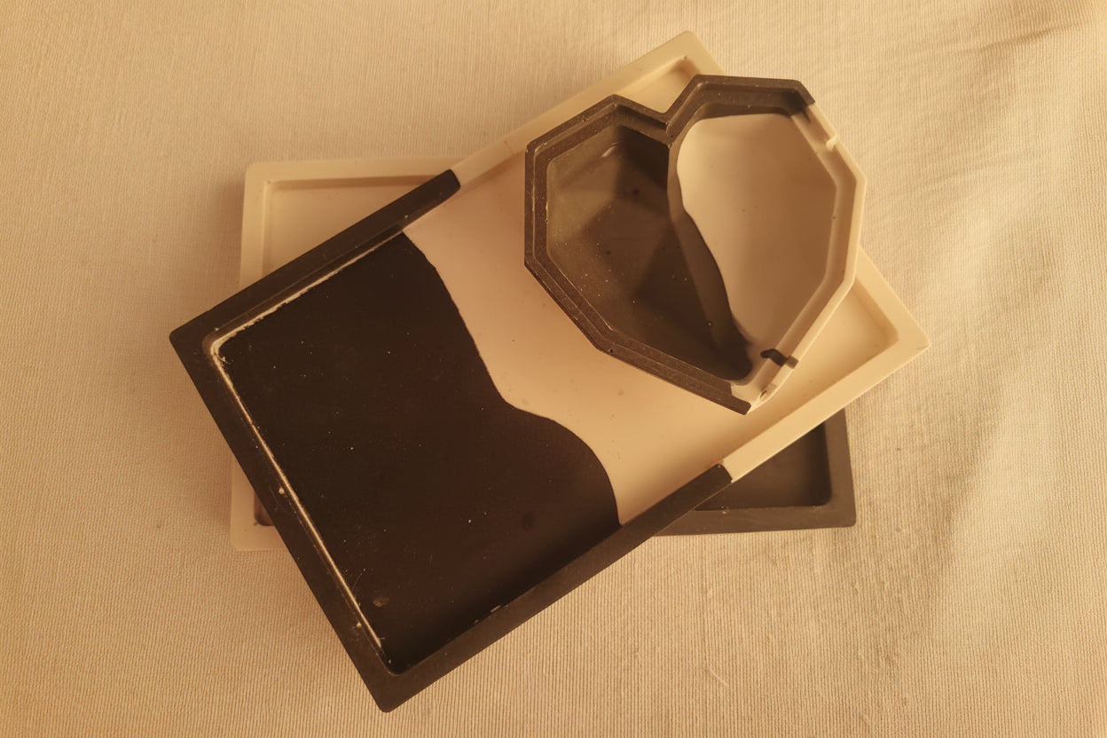 Noctis – Plateau Rectangulaire en Jesmonite